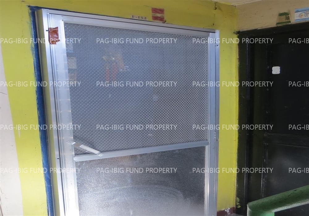 30 sq m condo unit at Smile Citihomes I, Quezon City — photo 1 of 1